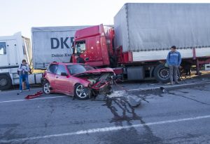 18 wheeler accident lawyers